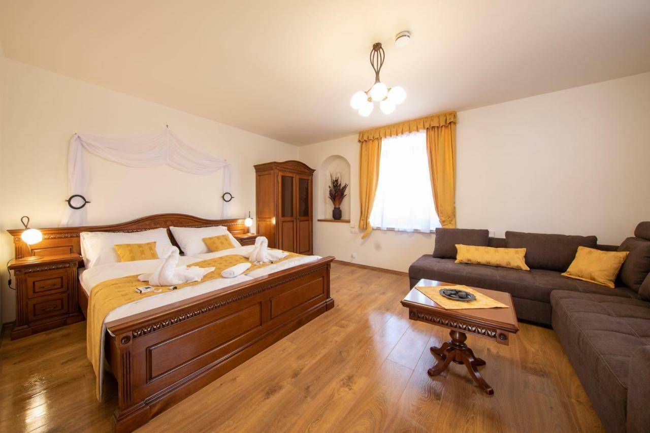 Residence Safari Resort - Chateau Borovany  Eksteriør billede